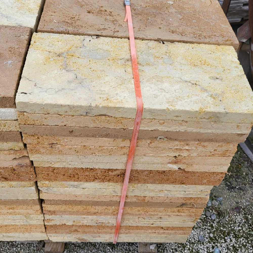 Rivestimento Tufo Rosso | Godium