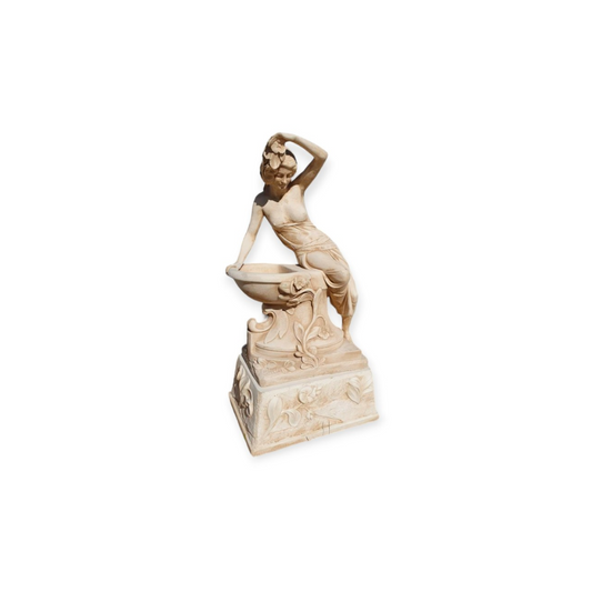 Venere alla fonte