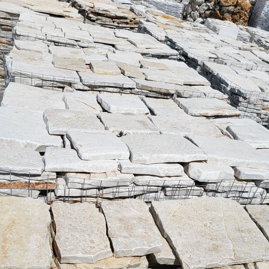 Pietra Squadrata Anticata per Rivestimenti e Pavimenti | Godium